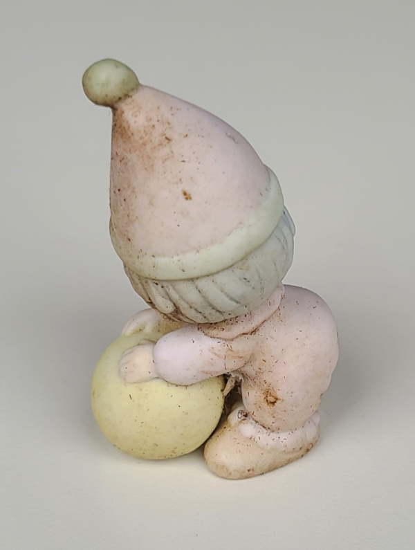 Precious Moments Boy Clown Bending Over Large Ball – Figure 12238C - Image 4