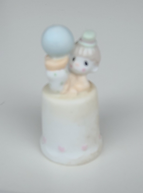 Precious Moments Clown Thimble – Enesco Porcelain #100668